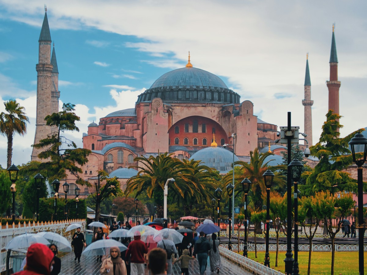 Turkish Travel Phrases You Need to&nbsp;Know